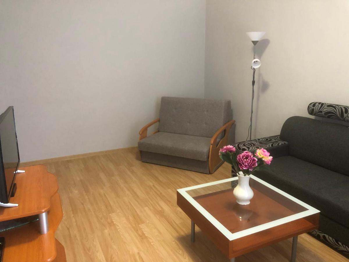 Apartman Bea, Snp 12 Velky Krtis Apartment Luaran gambar